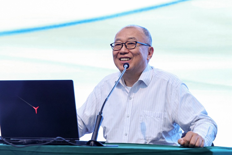 杨凤池